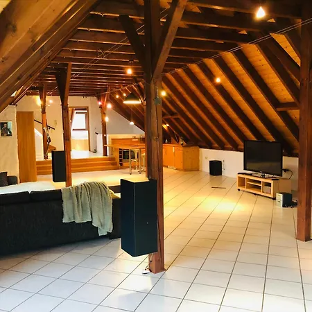 In * Ellenz-Poltersdorf